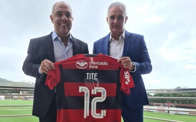 Tite fica no clube até dezembro de 2024