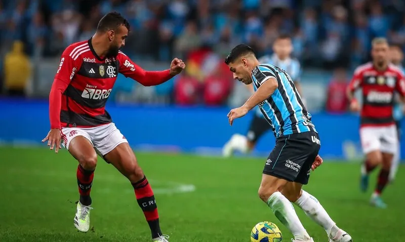 Flamengo ou Grêmio enfrentarão São Paulo ou Corinthians na final