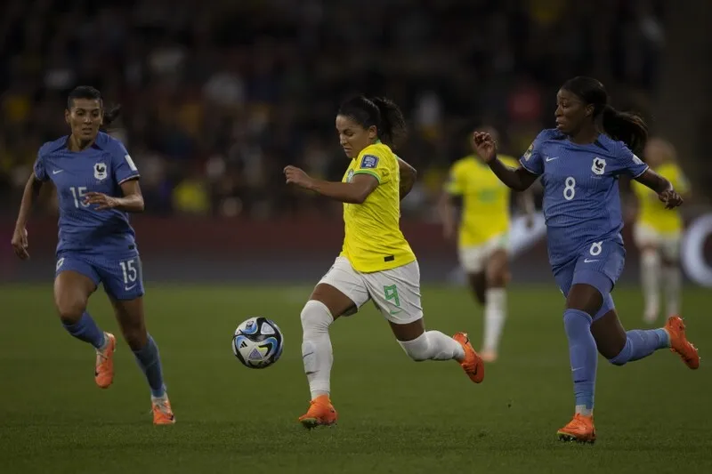 A seleção brasileira entra em campo novamente, pela jornada final da primeira chave, na próxima quarta (2), contra a Jamaica, em Melbourne