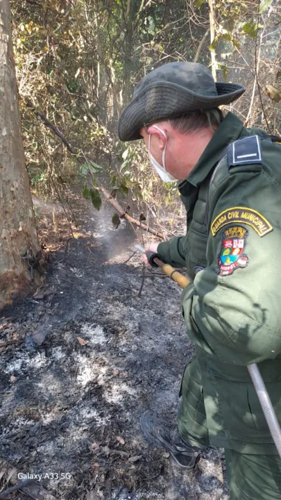 O subinspetor alerta que em períodos de seca quando a probabilidade do fogo se alastrar é maior, a colaboração da população é fundamental