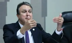 Ministro falou nesta terça-feira na Comissão de Educação, no Senado