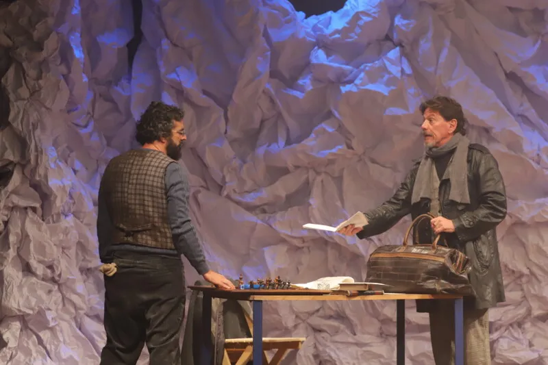 Além da peça, o público poderá fazer uma oficina gratuita de interpretação teatral