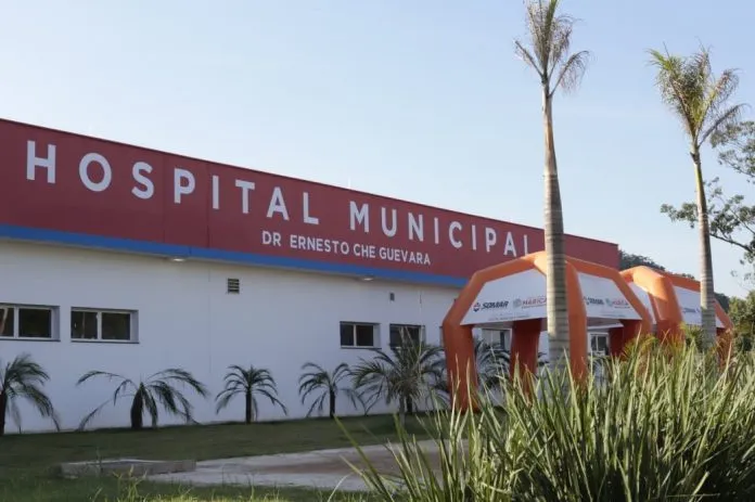 Motociclista ficou ferido e foi levado para o Hospital Municipal Che Guevara
