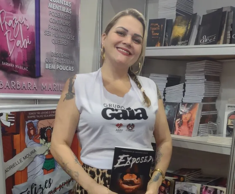 Jornalista e escritora Roberta de Souza