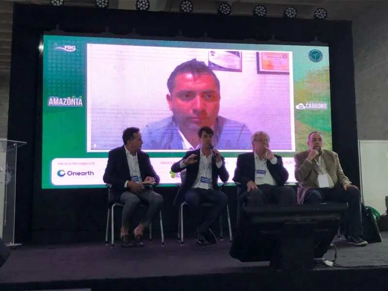 Paez está apresentando os projetos que a Prefeitura de Niterói vem implementando