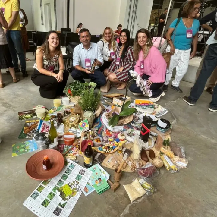 Dentre as iniciativas apresentadas, a Fábrica de Desidratados, que recupera produtos quase perdidos (bananas) para consumo, foi uma das que mais chamaram atenção dos participantes
