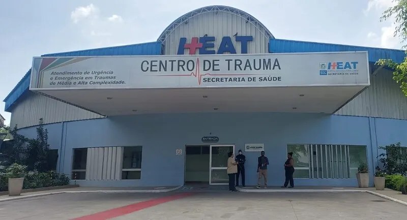 Vítima foi levada ao Hospital Estadual Alberto Torres, no Colubandê