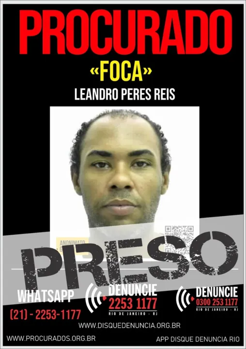 Policiais militares do 14º BPM (Bangu), com informações repassadas pelo Disque Denúncia (2253-1177), prenderam Leandro Peres Reis, o Foca de 41 anos