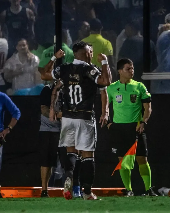 Payet fez seu primeiro gol com a camisa do Vasco