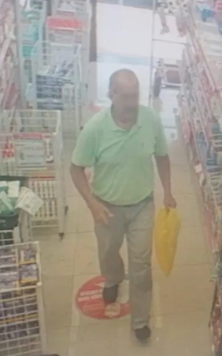 Suspeito foi flagrado por câmeras de segurança do estabelecimento