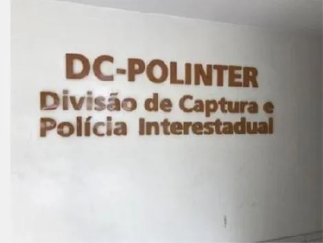 Contra ele, foi cumprido mandado de prisão preventiva