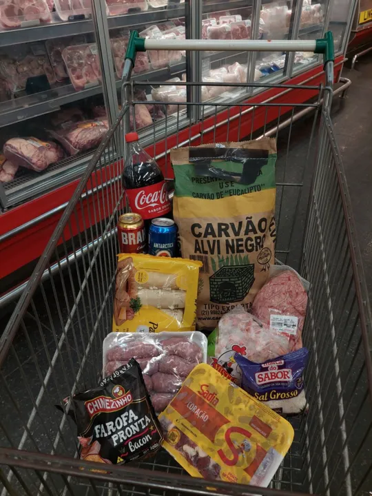 Kit churrasco ficou menos 'salgado' com a redução no valor das carnes