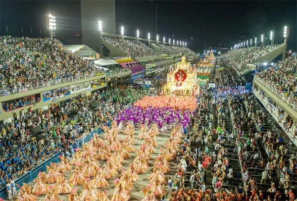 As seis primeiras colocadas receberão os troféus.
