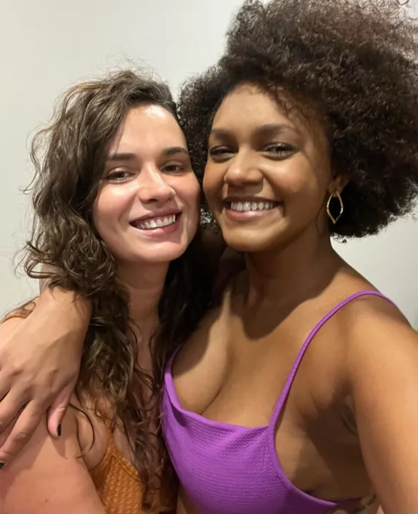 Jessilane Alves revelou, em suas redes sociais, que está namorando a produtora Sté Frick