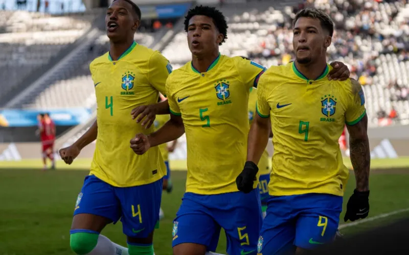 Marcos Leonardo, Andrey Santos e Matheus Martins foram os autores da goleada. No primeiro tempo, o time já tinha emplacado 3 gols.