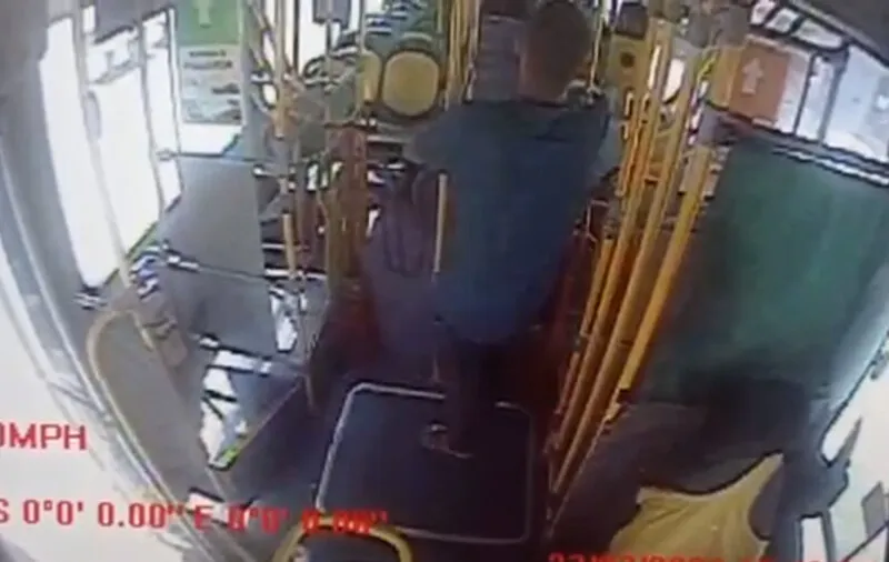 Momento do crime foi flagrado por câmeras do coletivo