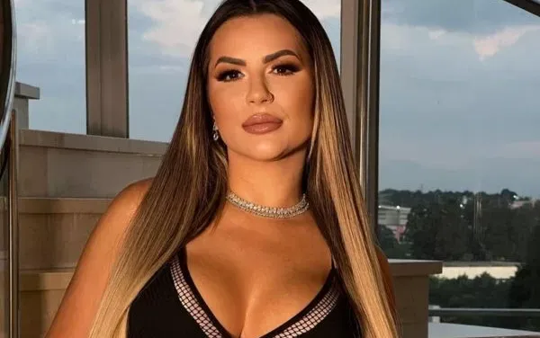 Deolane alega ter sofrido danos
