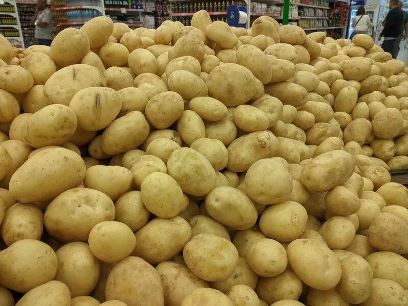 A batata apresentou baixa no preço em todos os três mercados pesquisados