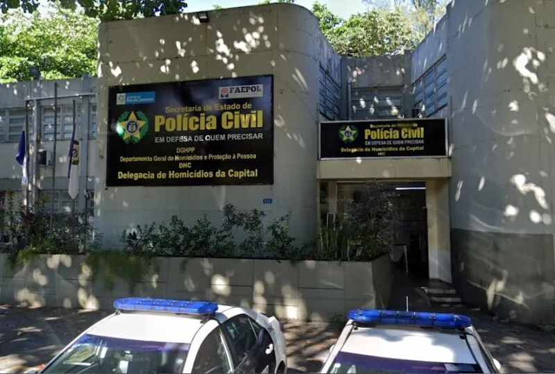 O caso está sendo investigado pela Delegacia de Homicídios da Capital (DHC)