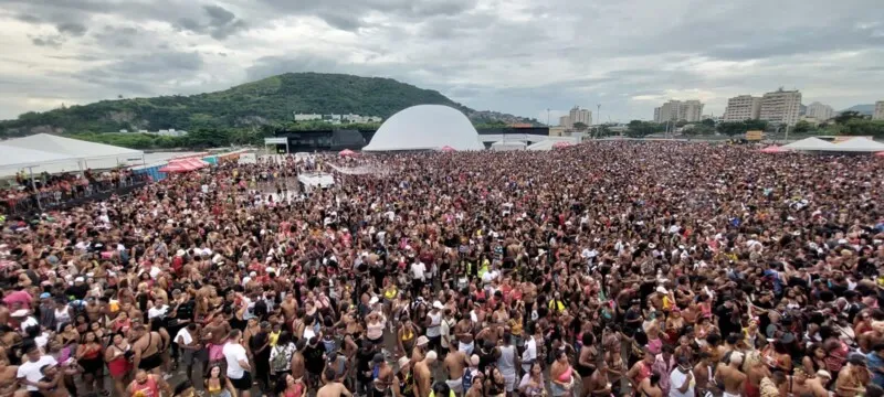 Niterói recebe mais de 50 blocos no carnaval deste ano