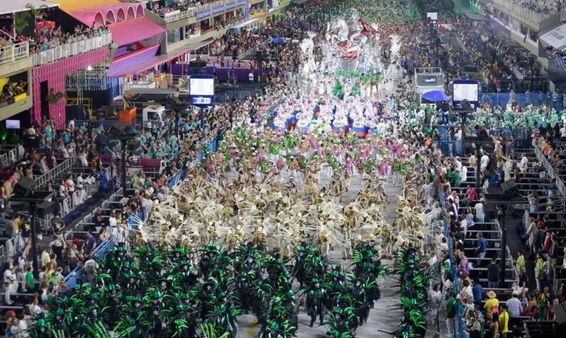 Grupo Especial do Carnaval do Rio começa a desfilar neste domingo