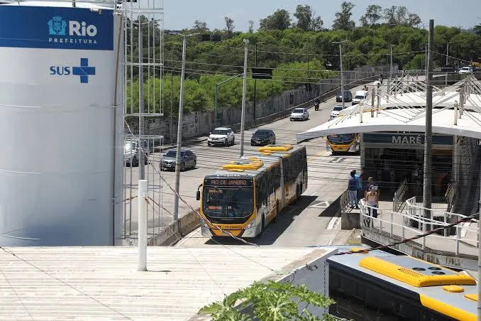 O trânsito será monitorado e se houver necessidade, haverá ajustes nos tempos dos semáforos, para melhorar a fluidez nas rotas alternativas e nos principais corredores de tráfego da região