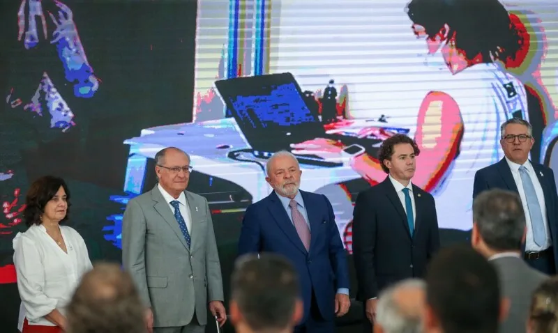 Segundo a Ministra da Saúde, Nísia Trindade,  as santas casas são essenciais para atendimento da população no Sistema Único de Saúde (SUS)