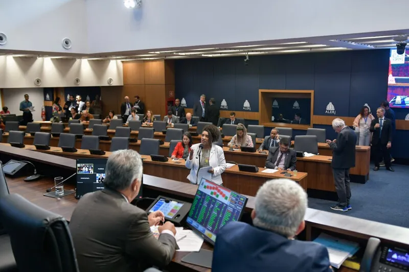 O texto segue para o governador Cláudio Castro, que tem até 15 dias úteis para sancioná-lo ou vetá-lo