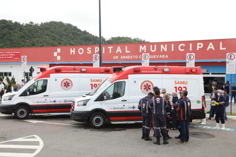 As ambulâncias do SAMU oferecem suporte inicial à população em casos de urgência