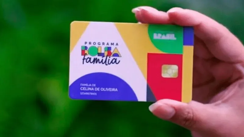 O valor mínimo corresponde a R$ 600