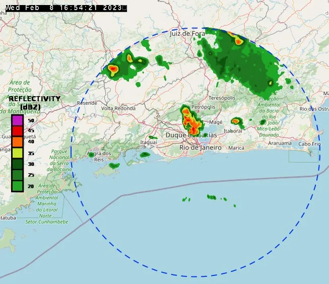 Há núcleos de chuva atuando na cidade do Rio de Janeiro que estão se deslocando para Niterói