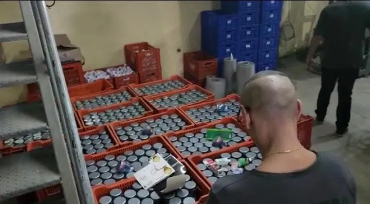 Informação sobre a fabrica foi passada à Decon
