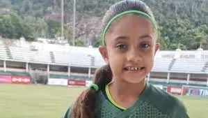 Essa é a primeira vez que uma menina consegue lugar na equipe masculina do Fluminense