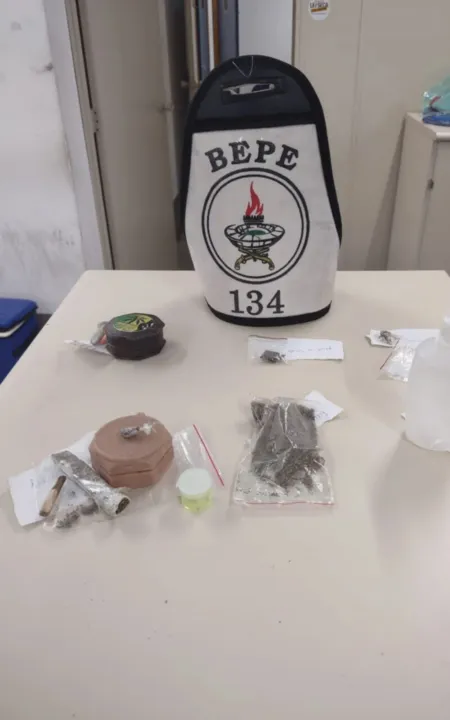 Drogas encontradas com os torcedores do Palmeiras no Maracanã