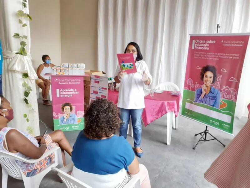Os participantes também terão a oportunidade de trocar lâmpadas incandescentes ou fluorescentes, que têm alto consumo de energia, por outras de LED