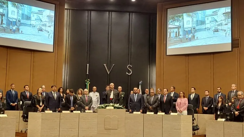 Os discursos foram marcados pela ênfase na defesa das instituições democráticas frente a ameaças de movimentos baseados em desinformação