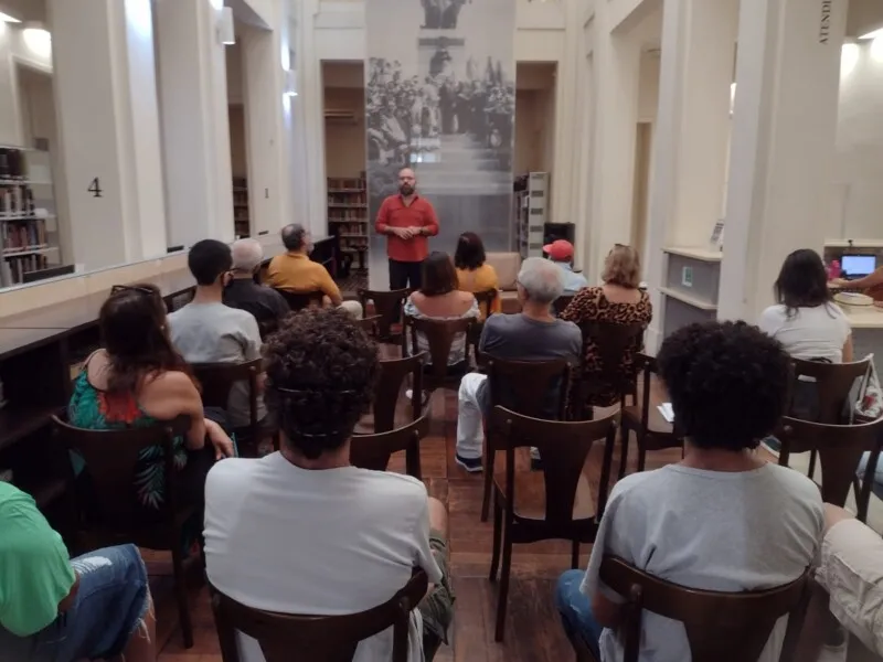 Curso pretende apresentar um panorama completo da literatura da cidade