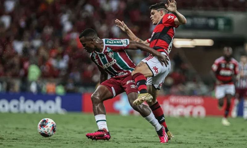 O Fluminense tem o mando de campo