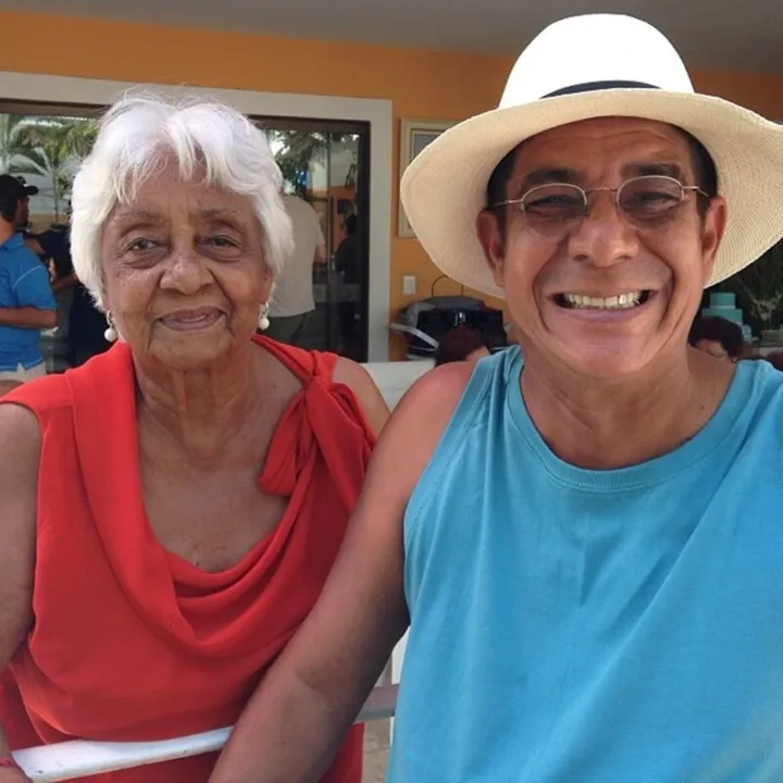 Zeca Pagodinho e sua mãe, Dona Neia