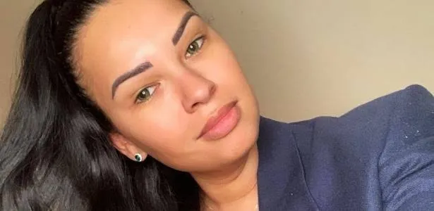 No Twitter e no Instagram, a ex-BBB comentou o processo e explicou para os seguidores a situação