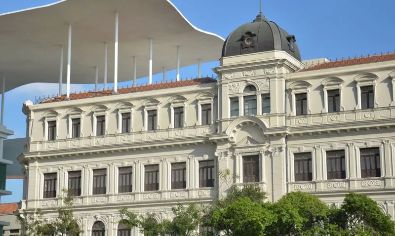 Ao longo dos anos, o Museu de Arte do Rio, um dos principais pontos turísticos da cidade, veio se redesenhando e criando vínculos com a sociedade