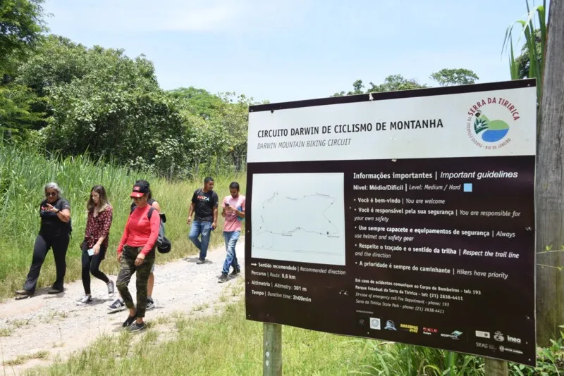 Grupo com nove participantes percorreu trilha do Caminho de Darwin