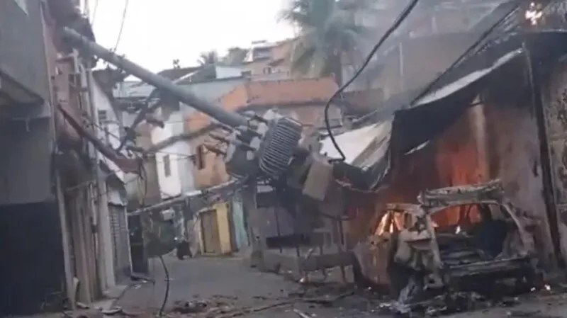 Tiroteios aconteceram nos Complexos da Penha e do alemão, além das comunidades do Flexal e Manguinhos