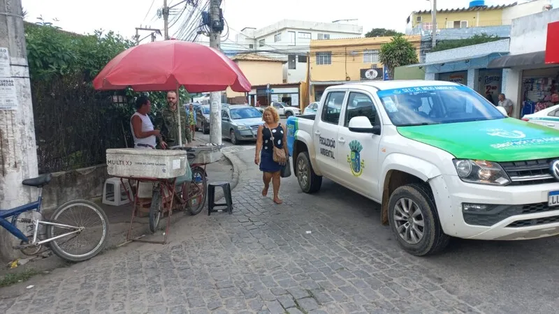 A operação começou, na sexta-feira (05/05), no bairro Ponta do Ambrósio