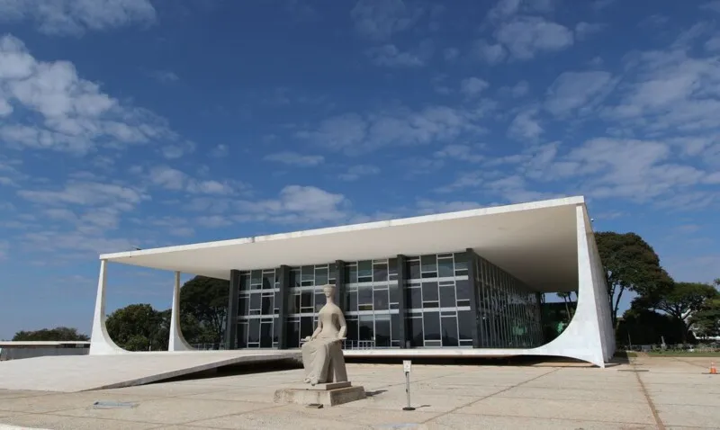 Cinco ministros seguiram voto do relato para considerar norma inconstitucional