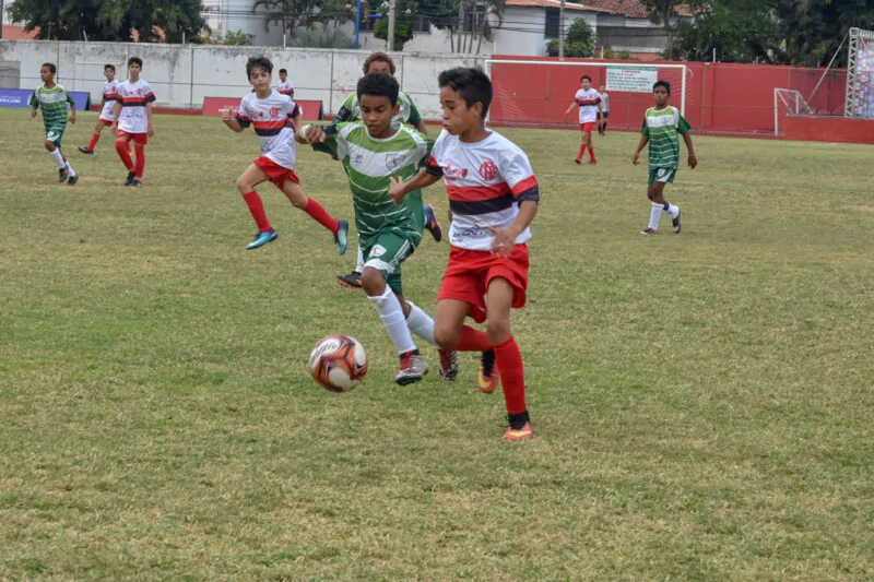 Inicialmente os jogos serão realizados em oito campos da cidade e a final das categorias principal e master acontecerão no Estádio Municipal de Cordeirinho