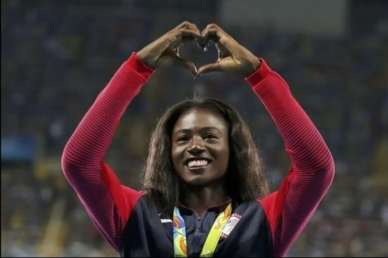 Tori Bowie foi campeã em Mundial do Atletismo em 2017
