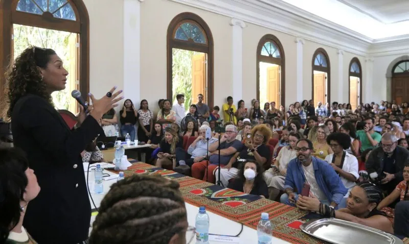 Segundo a ministra, é preciso ter docentes preparados para fortalecer a educação antirracista como um todo