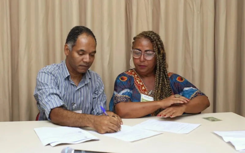 Os docentes formam a chapa "Redesenhando a UFRJ: Democracia, Autonomia e Diversidade"