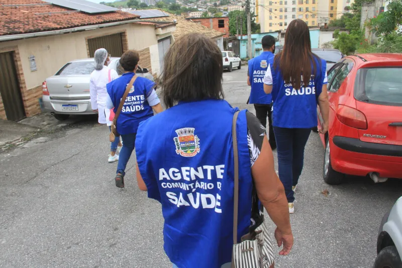 A partir do próximo mês, os profissionais passam a receber o reajuste já incorporado ao salário